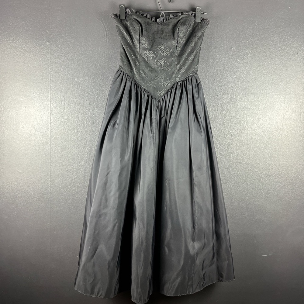 Vintage 80s strapless goth gown